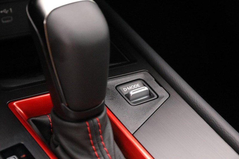 Nissan Kicks Vehicle Image 18