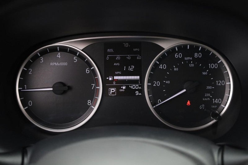 Nissan Kicks Play Vehicle Image 12