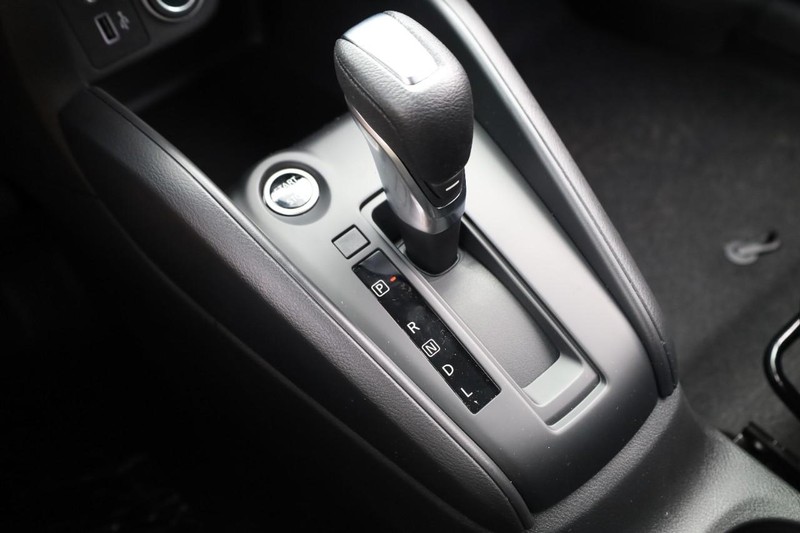 Nissan Kicks Play Vehicle Image 17