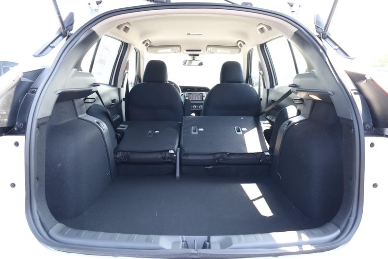 Nissan Kicks Play Vehicle Image 09