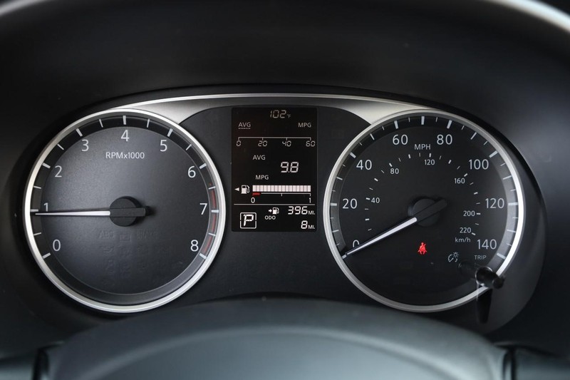 Nissan Kicks Play Vehicle Image 12