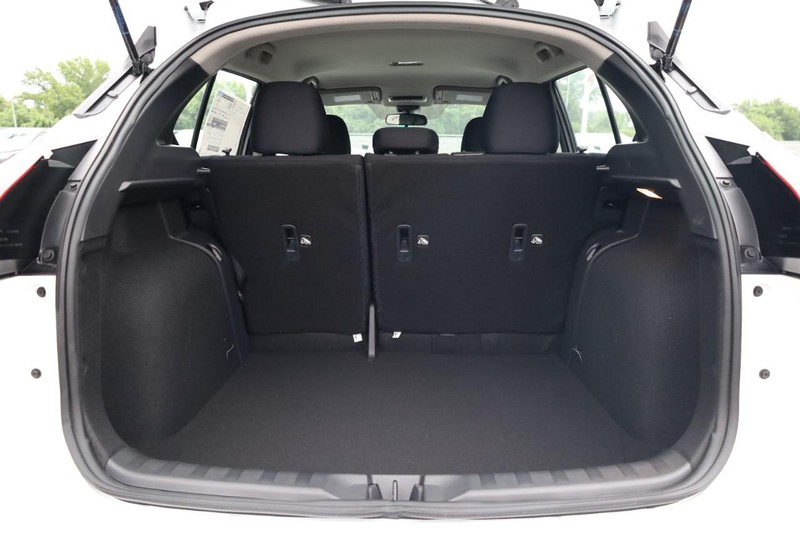 Nissan Kicks Play Vehicle Image 07