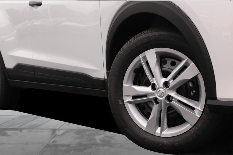 Nissan Kicks Play Vehicle Image 03