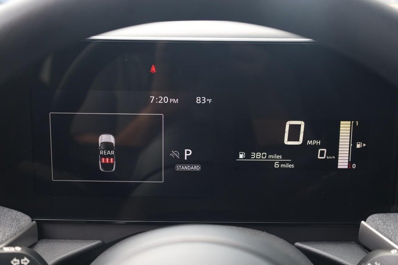 Nissan Kicks Vehicle Image 10