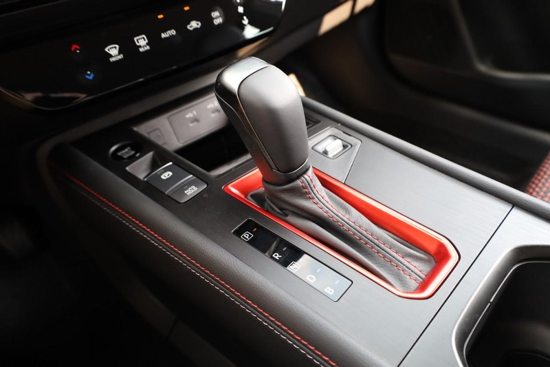 Nissan Kicks Vehicle Image 16