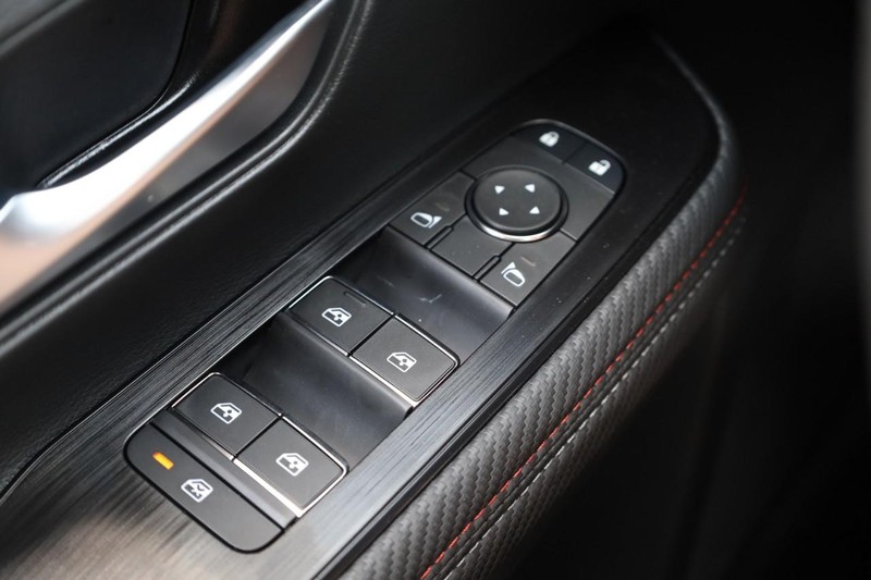 Nissan Kicks Vehicle Image 18