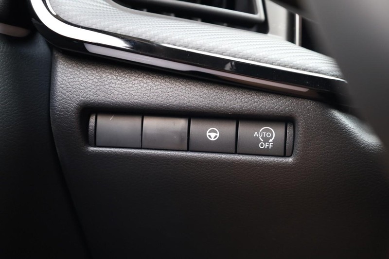 Nissan Kicks Vehicle Image 19