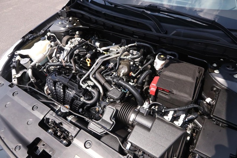 Nissan Altima Vehicle Image 25