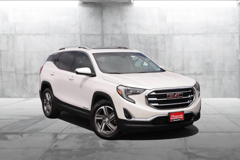 GMC Terrain Vehicle Image 02