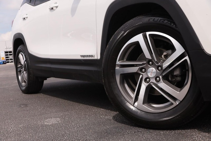 GMC Terrain Vehicle Image 03