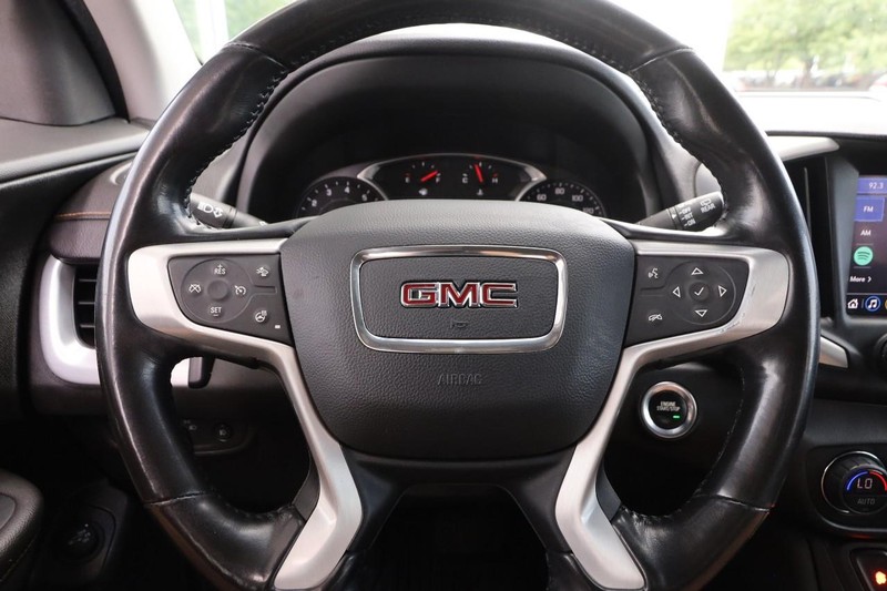 GMC Terrain Vehicle Image 12