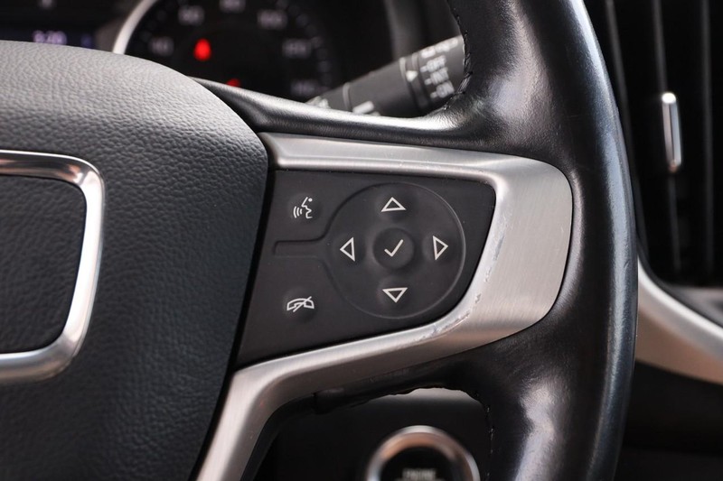GMC Terrain Vehicle Image 14