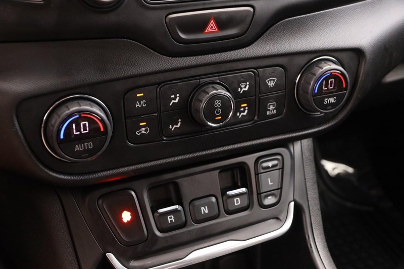 GMC Terrain Vehicle Image 19