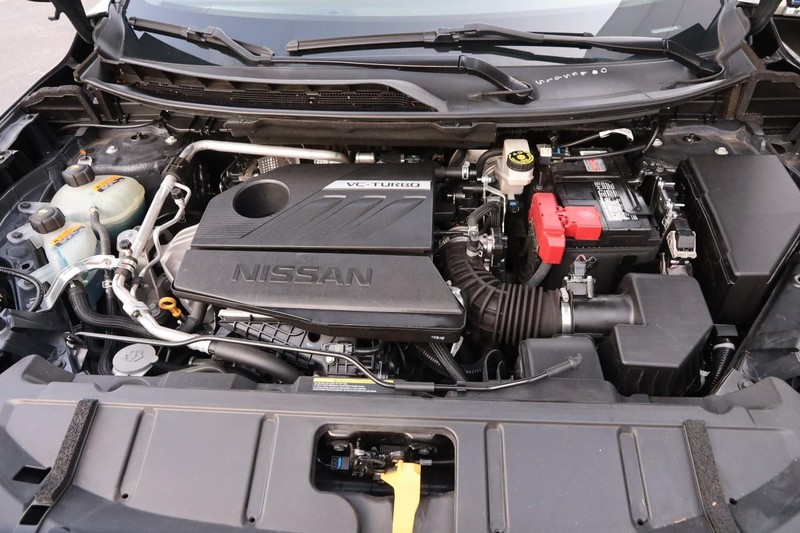 Nissan Rogue Vehicle Image 25