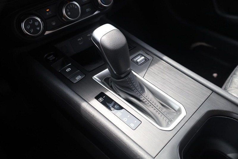 Nissan Kicks Vehicle Image 16