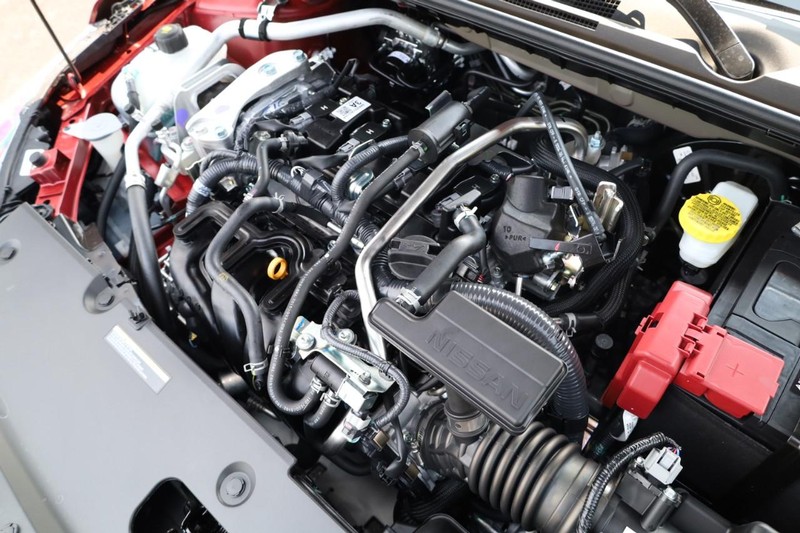Nissan Sentra Vehicle Image 25