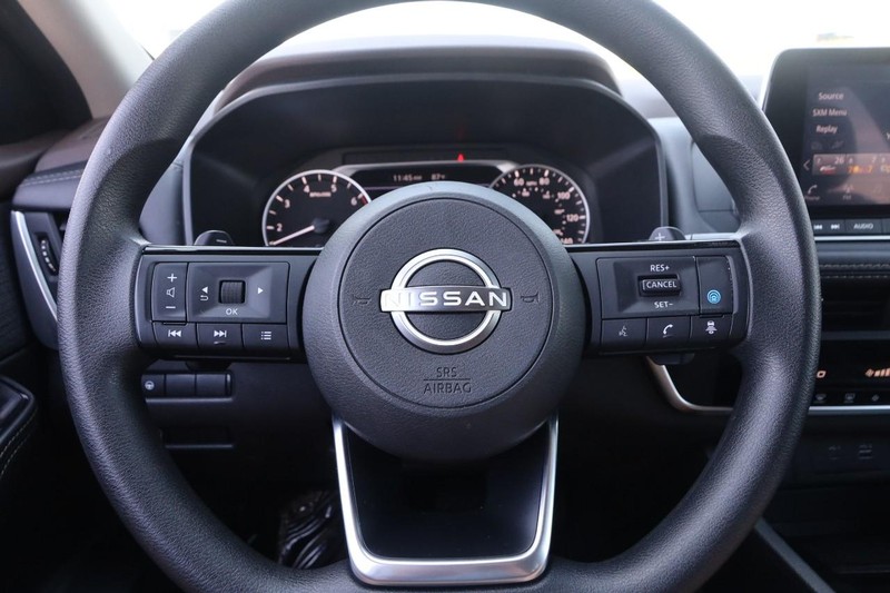 Nissan Rogue Vehicle Image 10