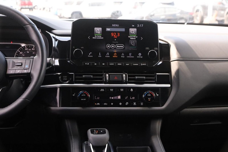 Nissan Pathfinder Vehicle Image 26
