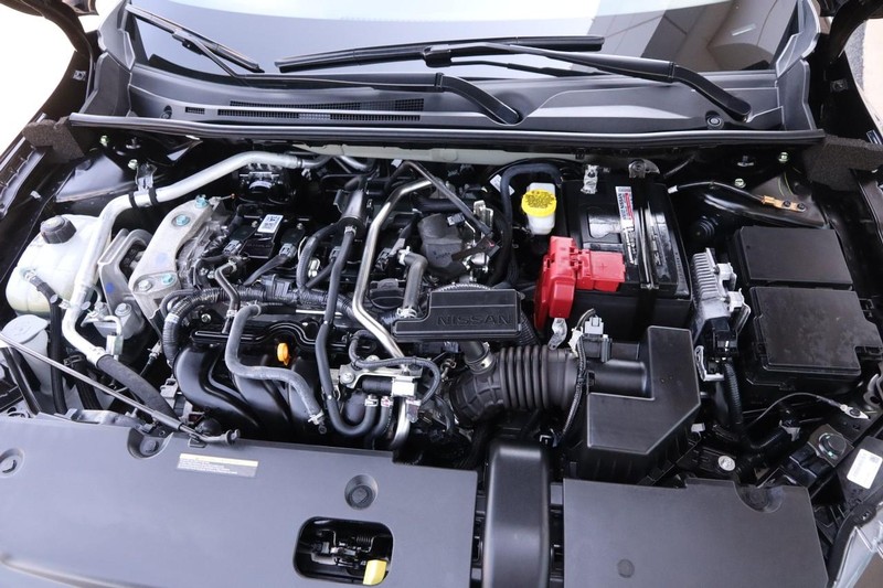 Nissan Sentra Vehicle Image 26