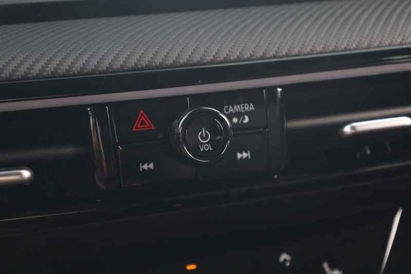 Nissan Kicks Vehicle Image 16