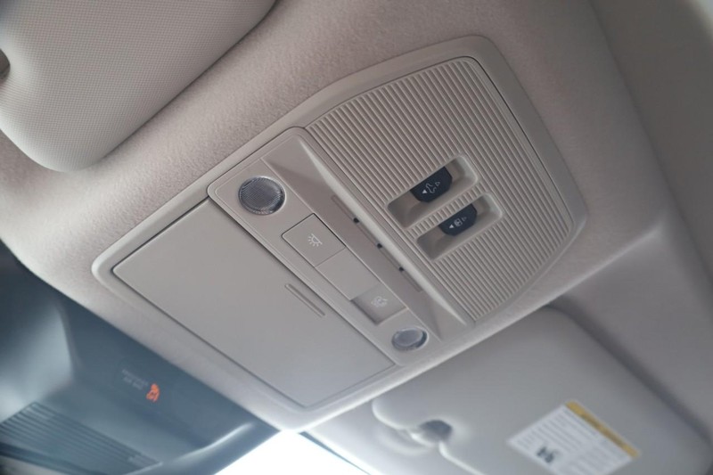 Nissan Kicks Vehicle Image 20