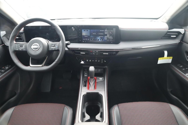 Nissan Kicks Vehicle Image 26