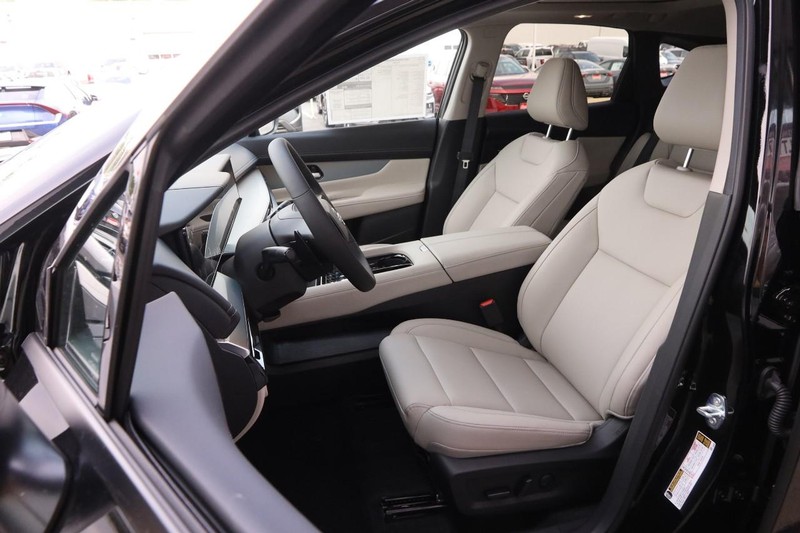 Nissan Murano Vehicle Image 20