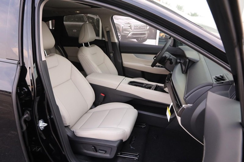 Nissan Murano Vehicle Image 27