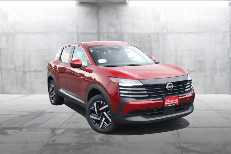 Nissan Kicks Vehicle Image 02