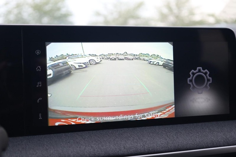 Nissan Kicks Vehicle Image 12