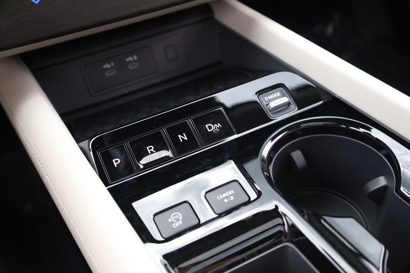 Nissan Murano Vehicle Image 19
