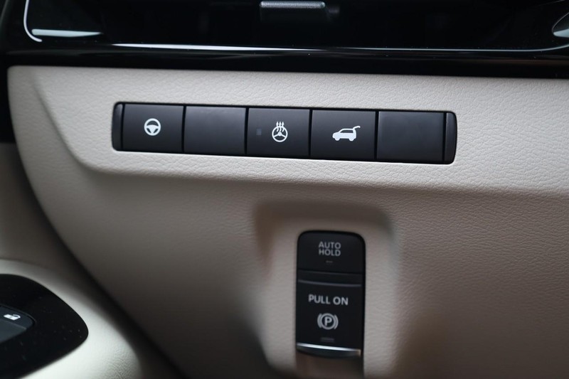 Nissan Murano Vehicle Image 22