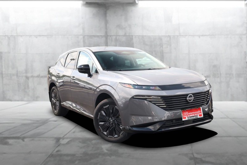 Nissan Murano Vehicle Image 02