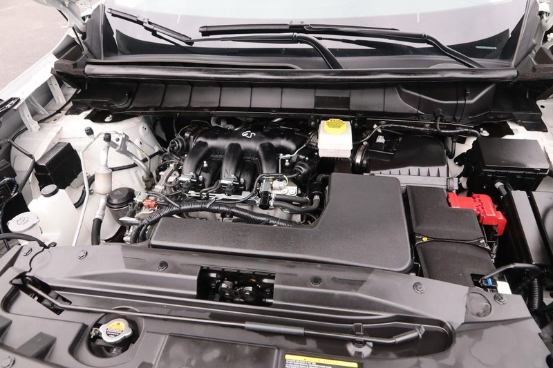 Nissan Pathfinder Vehicle Image 30