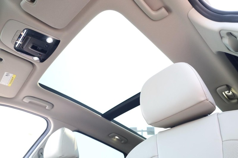 Kia Sorento Vehicle Image 11
