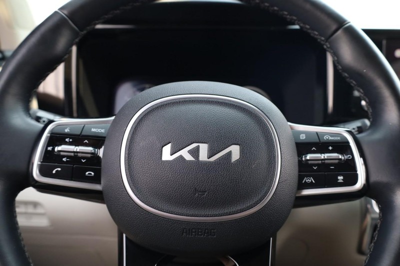 Kia Sorento Vehicle Image 14