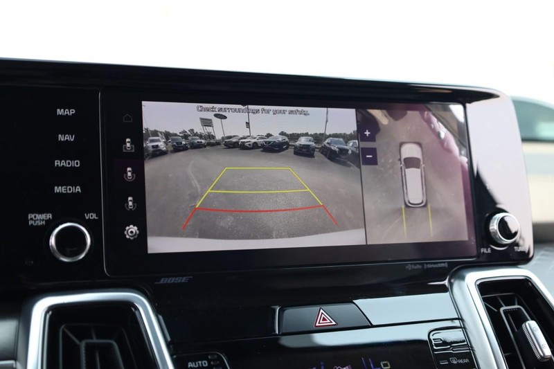 Kia Sorento Vehicle Image 18