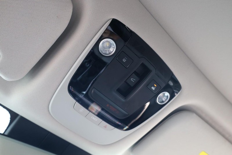 Kia Sorento Vehicle Image 22