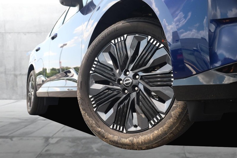 Nissan Murano Vehicle Image 03