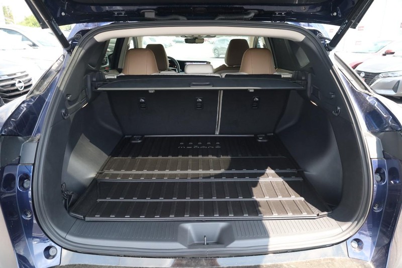 Nissan Murano Vehicle Image 07