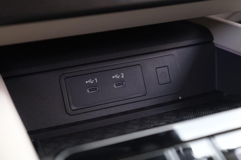 Nissan Murano Vehicle Image 19
