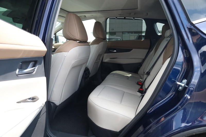 Nissan Murano Vehicle Image 26