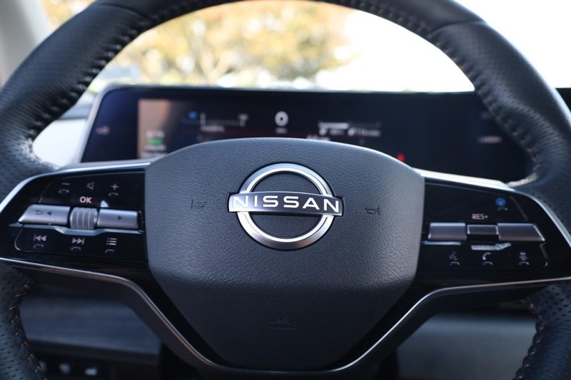 Nissan ARIYA Vehicle Image 11