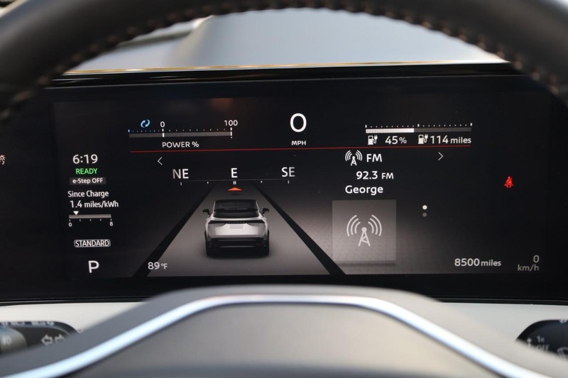 Nissan ARIYA Vehicle Image 12