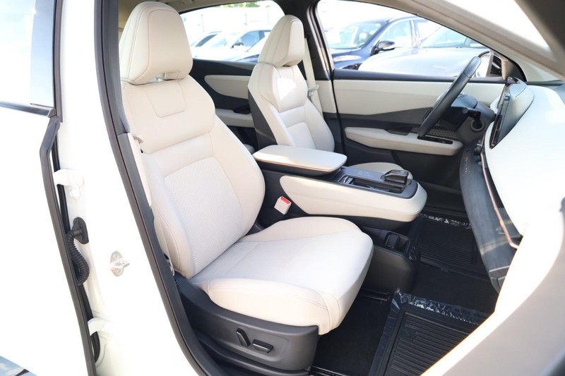 Nissan ARIYA Vehicle Image 27