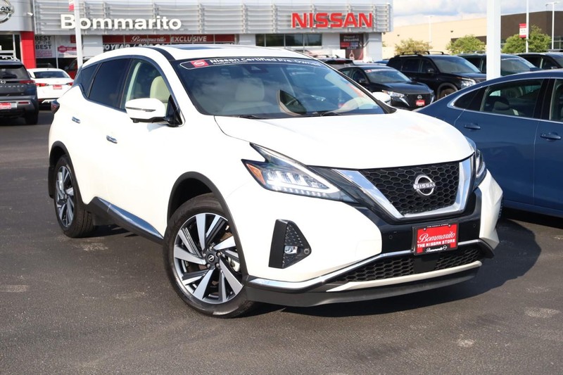 Nissan Murano Vehicle Image 02