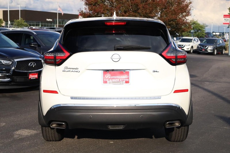 Nissan Murano Vehicle Image 06