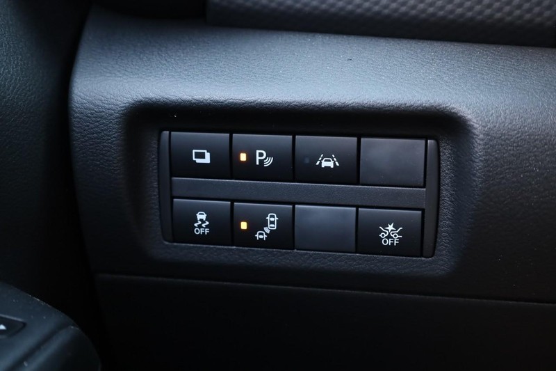 Nissan Kicks Play Vehicle Image 18