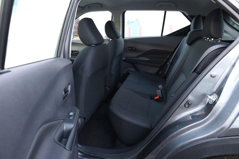 Nissan Kicks Play Vehicle Image 19
