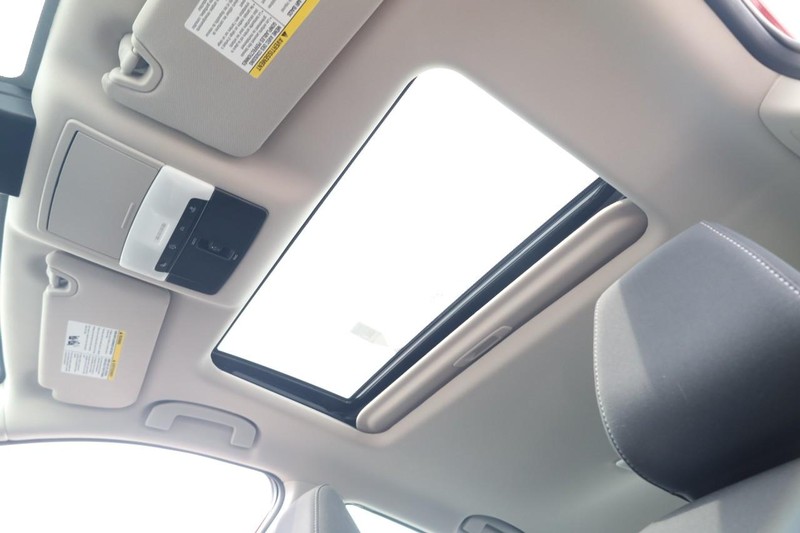 Nissan Altima Vehicle Image 19